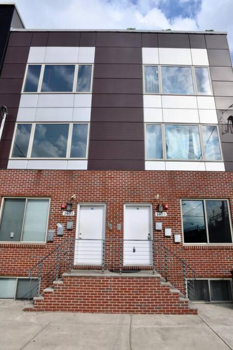 Yanne'S Place - Roof-Patio, Workspace, Cityview 费城 外观 照片